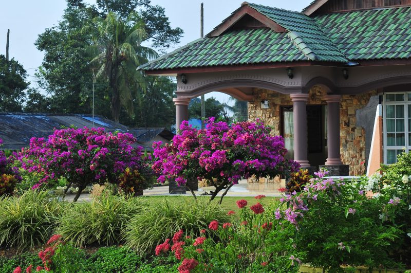 Dari Rumah Kayu FELDA Satu Bilik Kini Banglo Indah Menawan ...