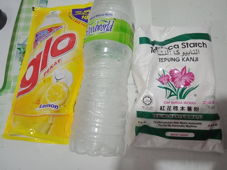 Resepi Giant Bubble Dari Sabun Cecair Dan Tepung Kanji