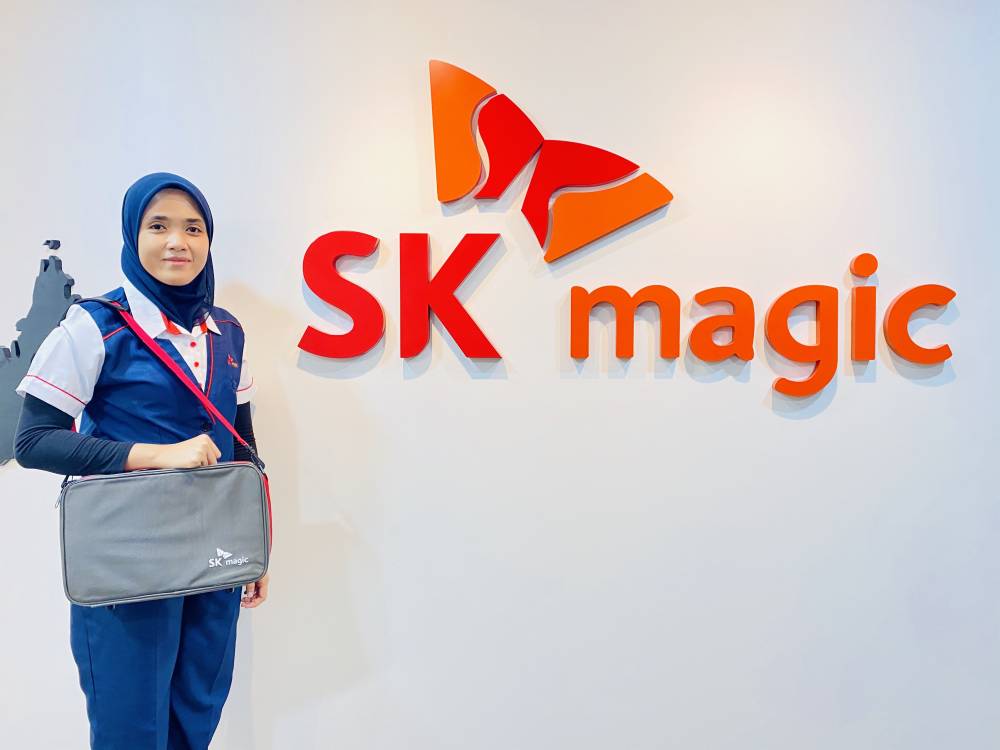 Magic Cares Daripada SK Magic Membuka Peluang Pekerjaan Kepada Rakyat Malaysia