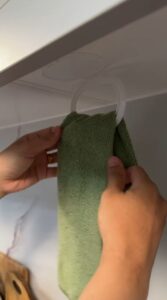 Jangan Buang Penutup Tisu Basah, DIY Mudah Penyangkut Tuala Dapur !