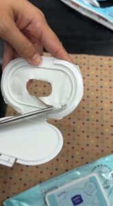 Jangan Buang Penutup Tisu Basah, DIY Mudah Penyangkut Tuala Dapur !